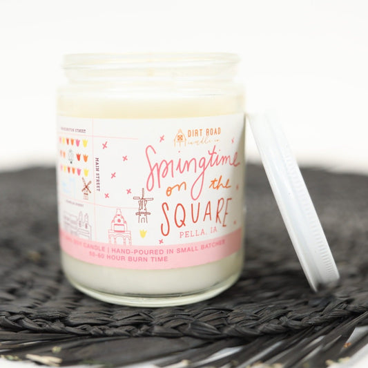 Springtime On the Square Candle - 8 oz.