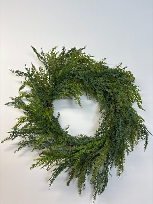 22” Cedar Pine Wreath