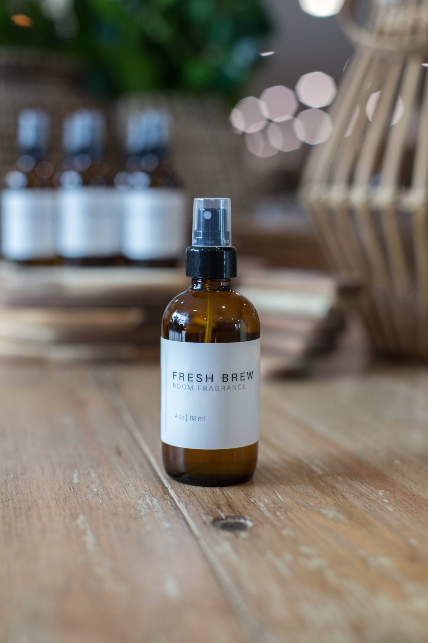 Old Line Candle Co - Room Fragrance: Sweet Vanilla Rouge 4oz