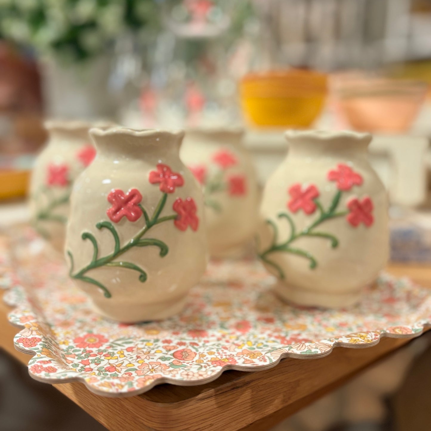 Picnic Vase with Flower Design