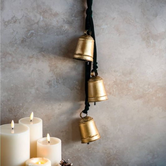 Inner Burnt Gold 3 Bell Hanger Green velvet