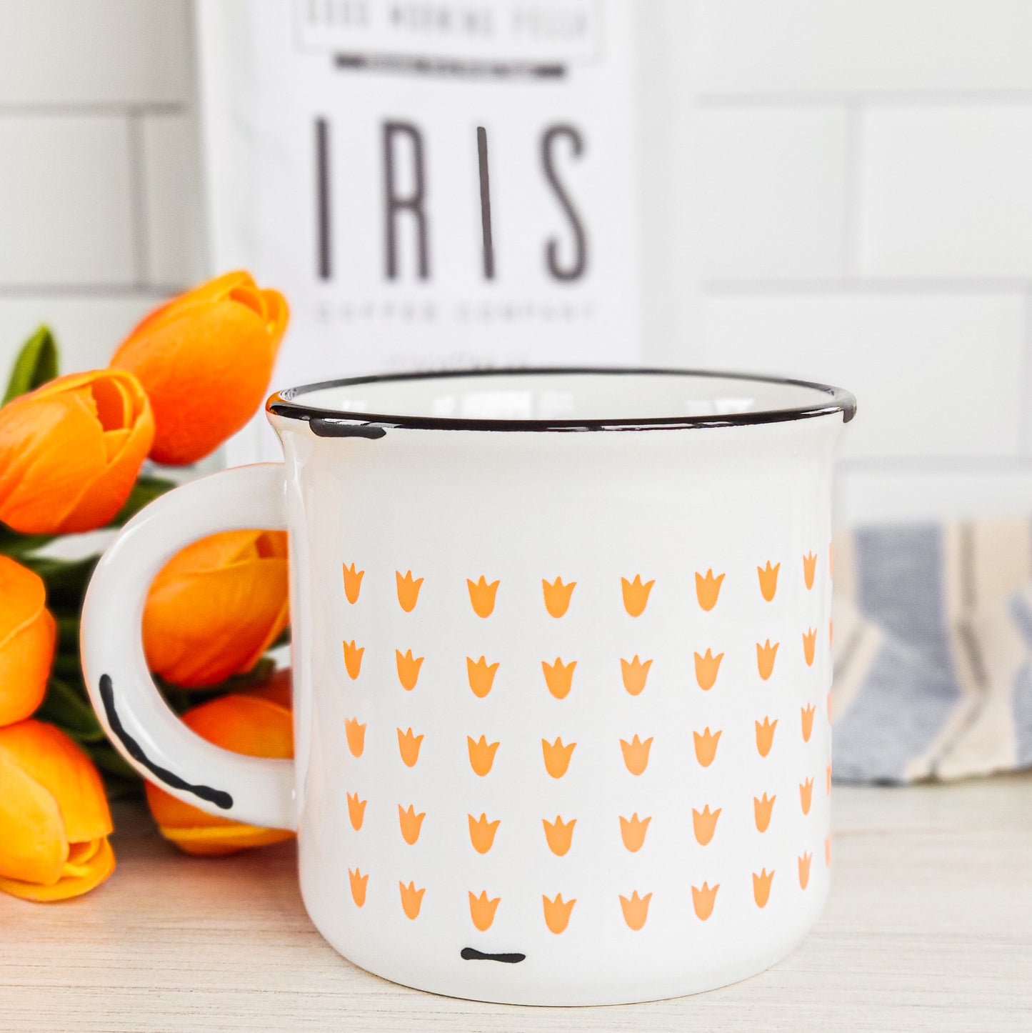 Custom Tulip Time Pella Mug