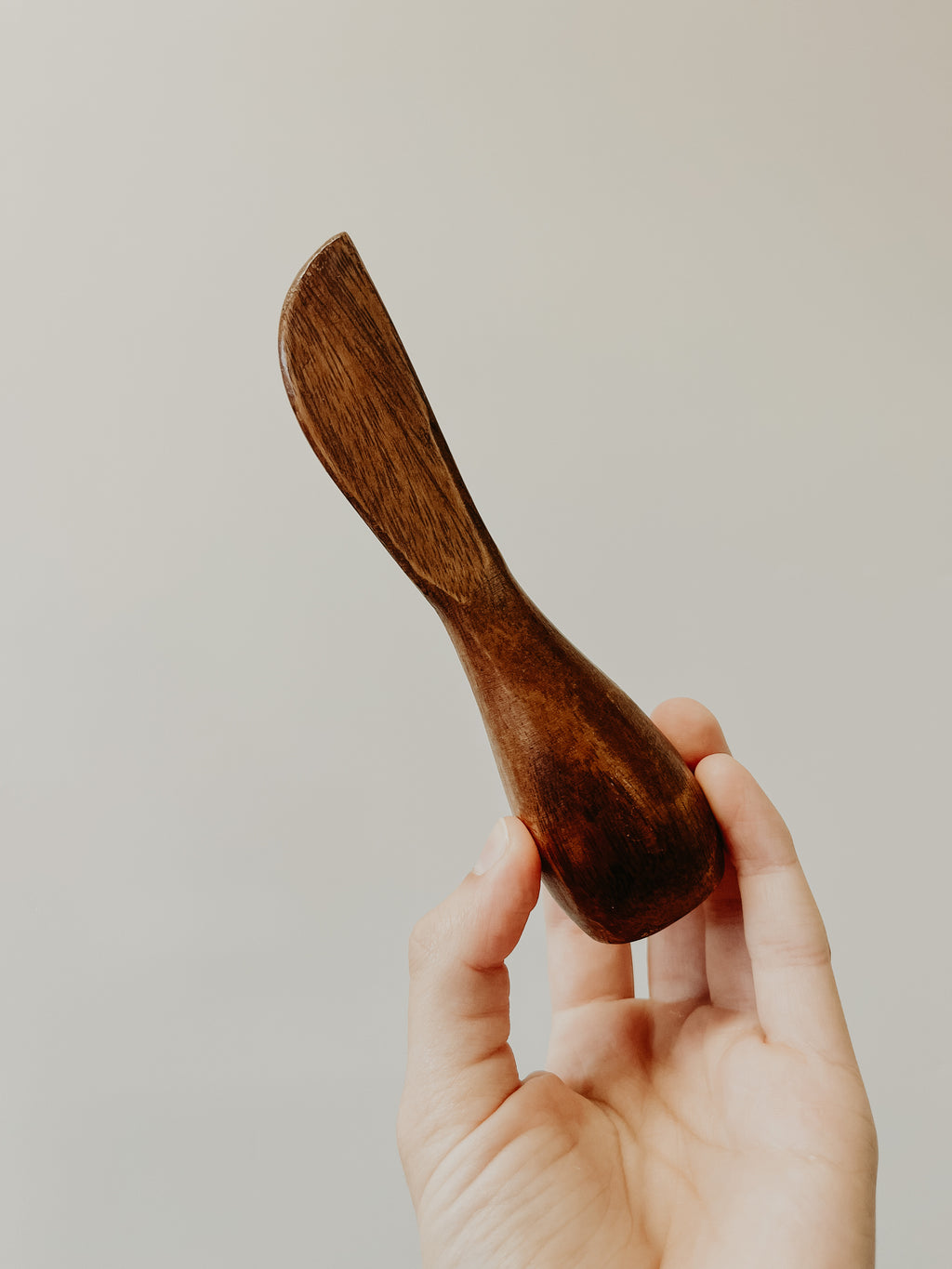 Wood Standing Cheese Knife
